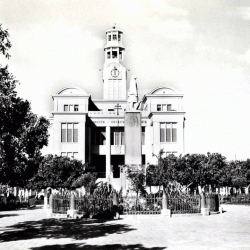 Hammam-bou-hadjar-Place-de-la-mairie-GV