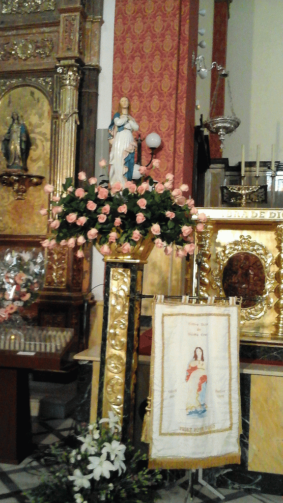 Notre-Dame-de-Santa-Cruz dans l'église de Dalias
