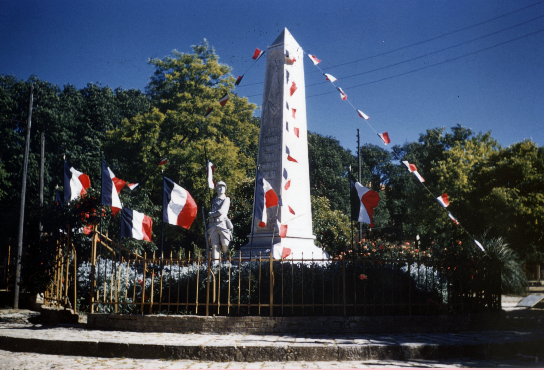 Palat - Monument aux morts